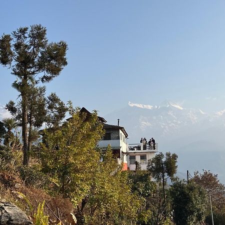 Es Deurali Resort Pokhara Exterior foto